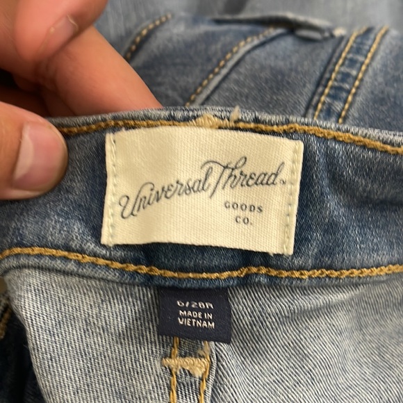 Universal Thread Jeans - Picture 4 of 4